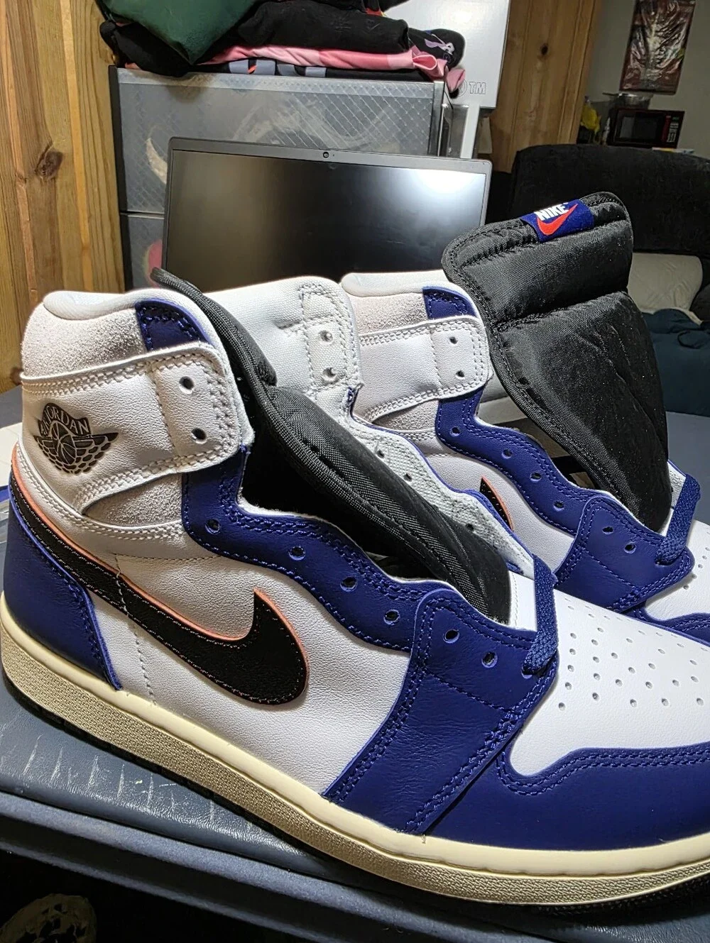 Nike Air Jordan 1 Mid 